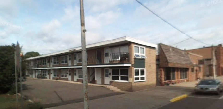 Superior Motel - 2008 Street View (newer photo)